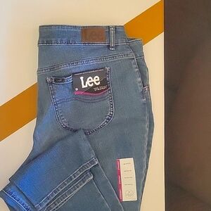 Lee NWT size 18w petite #52
